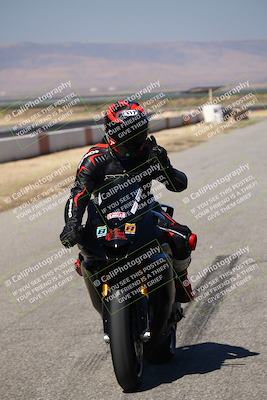 media/Aug-04-2024-TrackDaz (Sun) [[e1ff0814b6]]/Group A/Grid/